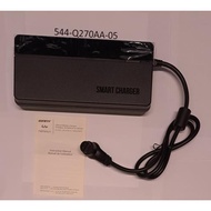 Incarcator GIANT SMART CHARGER AC200 240 V DC 36 V 6 A5 Pin Without AC Power Cable
